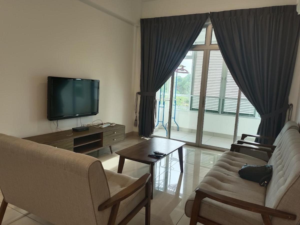 Pangsapuri 8pax Mount Austin Midori Johor Bahru