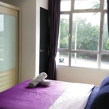 8Pax Mount Austin Midori Green Homestay Johor Bahru Exterior photo