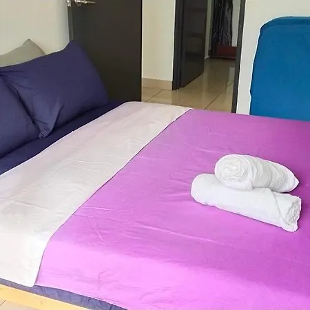 8Pax Mount Austin Midori Green Homestay Johor Bahru Exterior photo