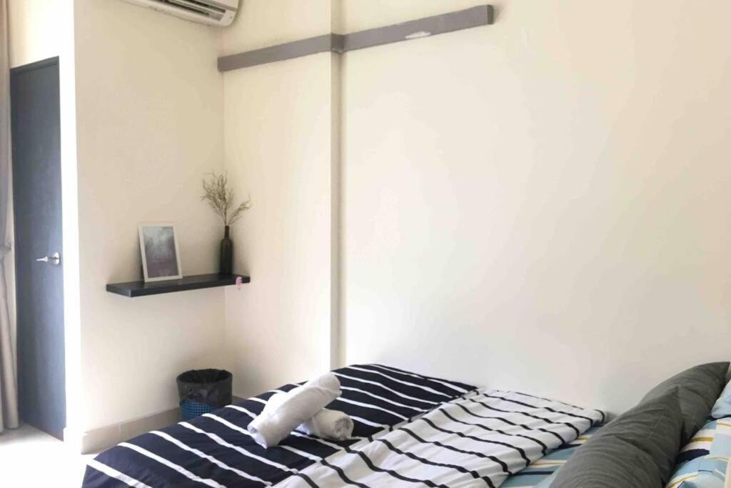Apartment 8pax Mount Austin Midori