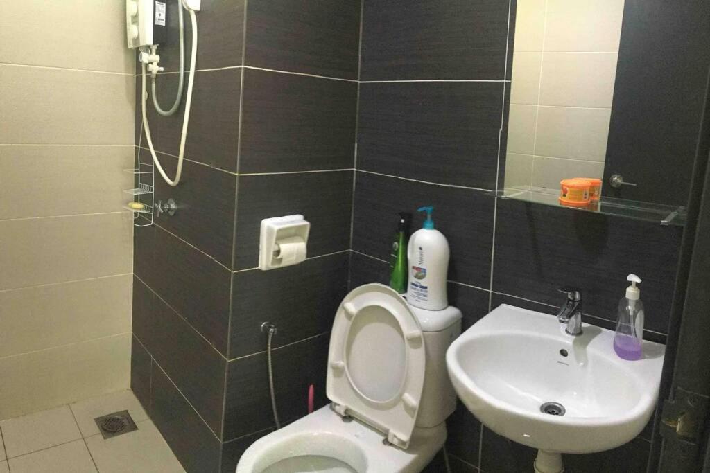 Apartment 8pax Mount Austin Midori Johor Bahru